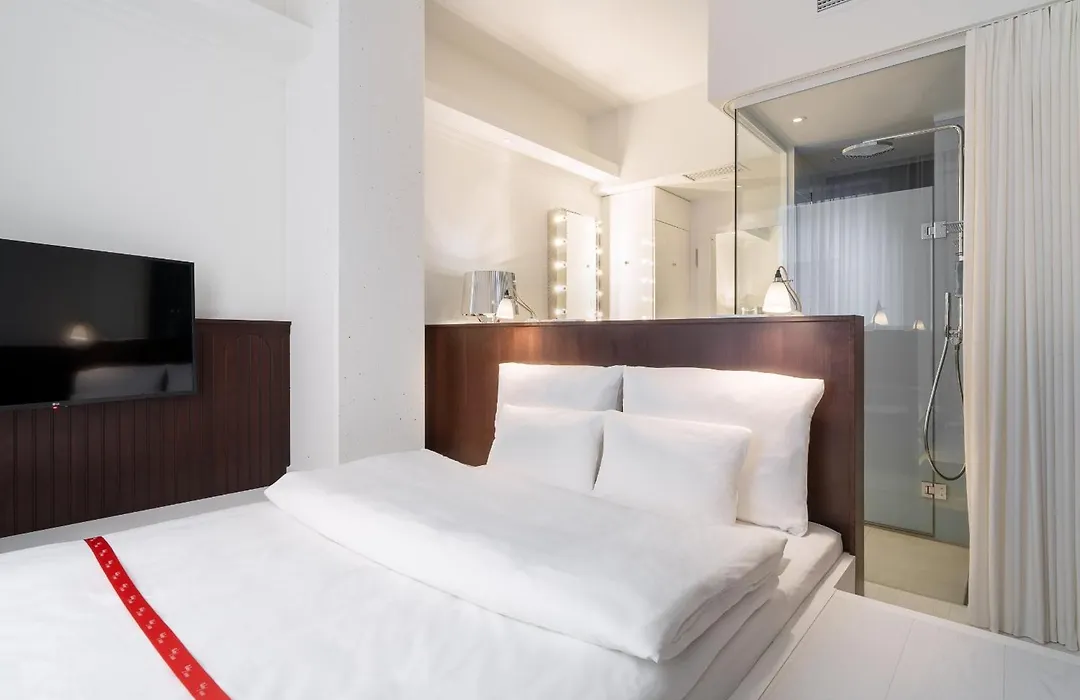 Ruby Hanna Hotel Stuttgart By Ihg-1